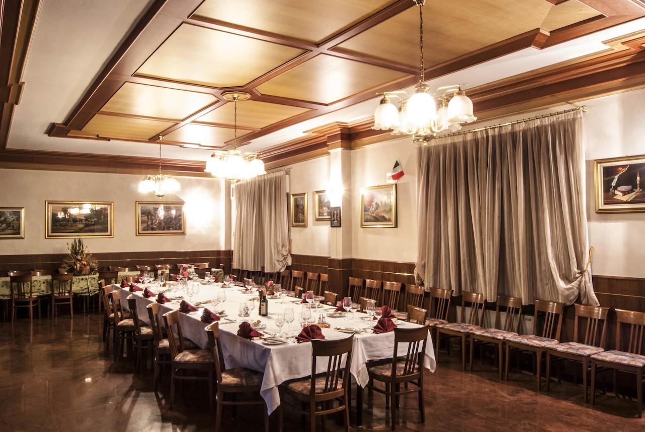 Ristorante Albergo Da Giovanni Carvico Exterior foto
